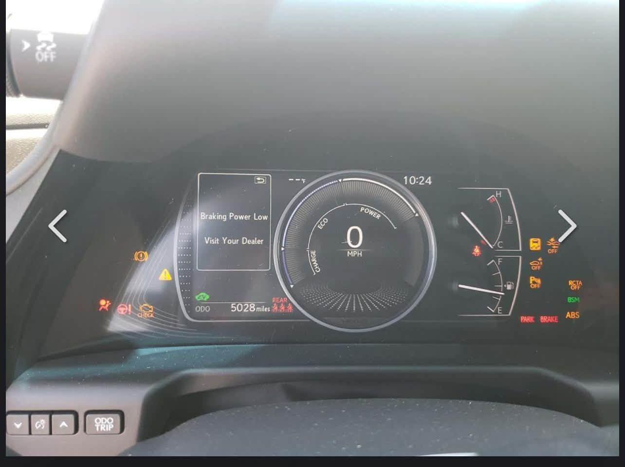 السلام عليكم
Es300h
2024
10.350km
حادث موضح بالصور 
رقم بغداد 
السعر قفل قفل قفل 275
27.500
***********
