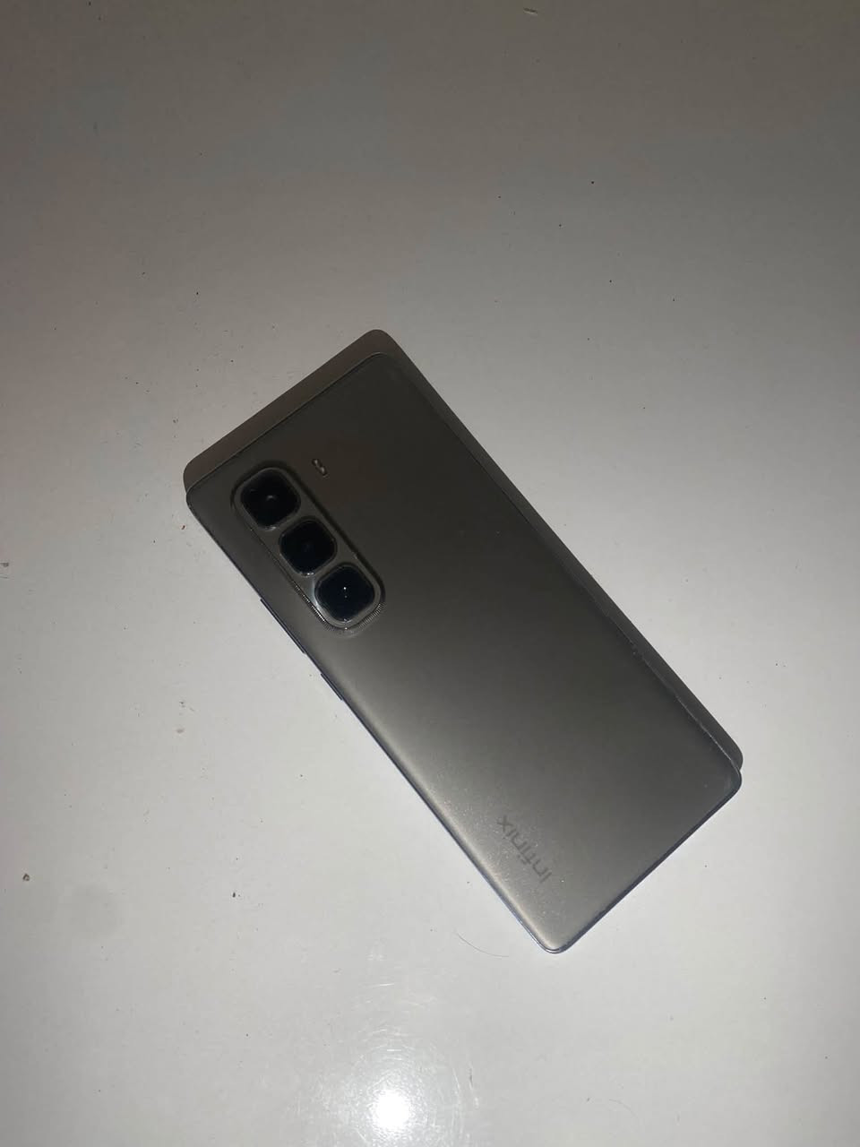 موبايل للبيع lnfinix HoT 50 Pro الموبايل نضيف جدا جداملاحضه فقط شاشه امبدل مال وكاله البصمه شغاله الجهاز كله شغال ولمسه كلش حلو البطاريه5000Mah الجهاز اسلم العنوان بغداد حي الكوفه مقابل ام الكبر  الرقم *********** السعر 225 وبي مجال
