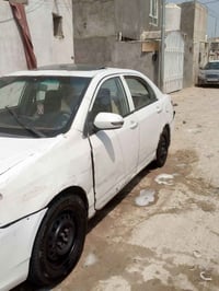 بي واي دي • ٢٠١٣ • مكينة وكير جدد