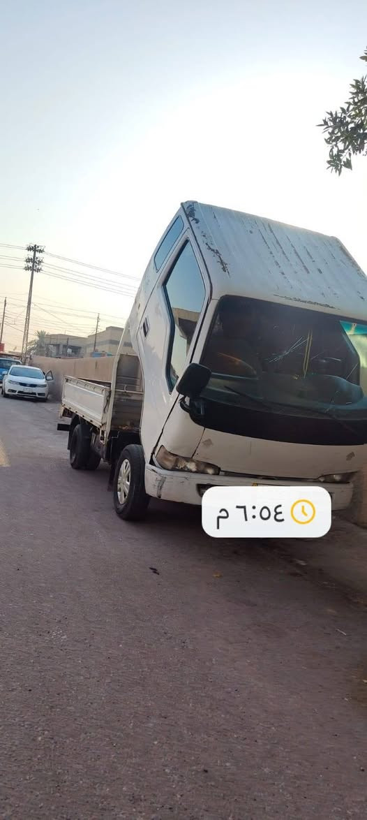 السلام عليكم كيه فونتيره مديل ١٩٩٨ سياره كير ومكينه كفاله  شواصيه كله عل ابلاد سياره جديده وخير من الله رقم نجف مكاني نجف حي ميسان رقمي.    *********** سعراه 58.وبيه مجال قليل
