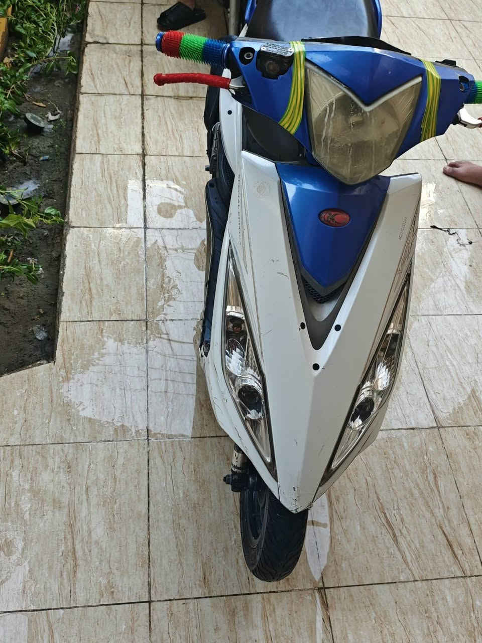 دراجه كامكو أم العصافير مزود مزاد صلاصه دبلات رياضي كلاجات رياضي صره دهن رياضي دراجه كلشي كامل بيها من كهرابائات من كلشي كامله بس ملاحظه بيها نقاط دهن بس مو تبخیر مو تبخیر بيها وأشر فقط ما راخي تنكط دهن قطره قطرتين

بل زاید

السعر أو الاستفسار 425 بيها مجال

*********** الكاضمية بغداد. بيها اوراق كمرك كامل
