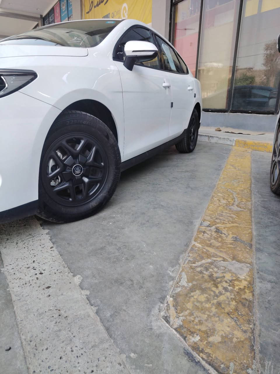 السلام عليكم
جديده جدا BYD كن بلاس
بصمه تشغيل وابواب ووصندوق
تبريد ثلج بمعنى الكلمه قطعتين
شاشه لمس وكامره دواره
غرفتها جديده جدا
غراضها كاعيات وشاحنه مامستخدمه بل صندوق
سياره كفاله عامه ماعدا بارد بسيط جدا مامبين
رقم دولي الجديد بأسمي سنويه وهزه جديده
سعر 18400مليون وبيها مجال للطيبين التساهل موجود وتأخذوها من عيوني بغداد قرب ساحه عدن *********** حيدر السعدي
