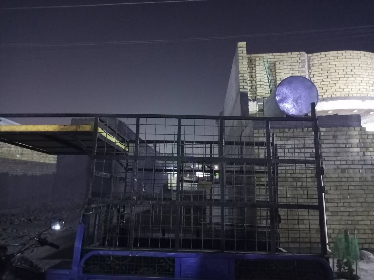 سلام عليكم متاح محجر ستوته للبيع بغداد المعامل بستان سامي لتواصل ع رقم ***********
