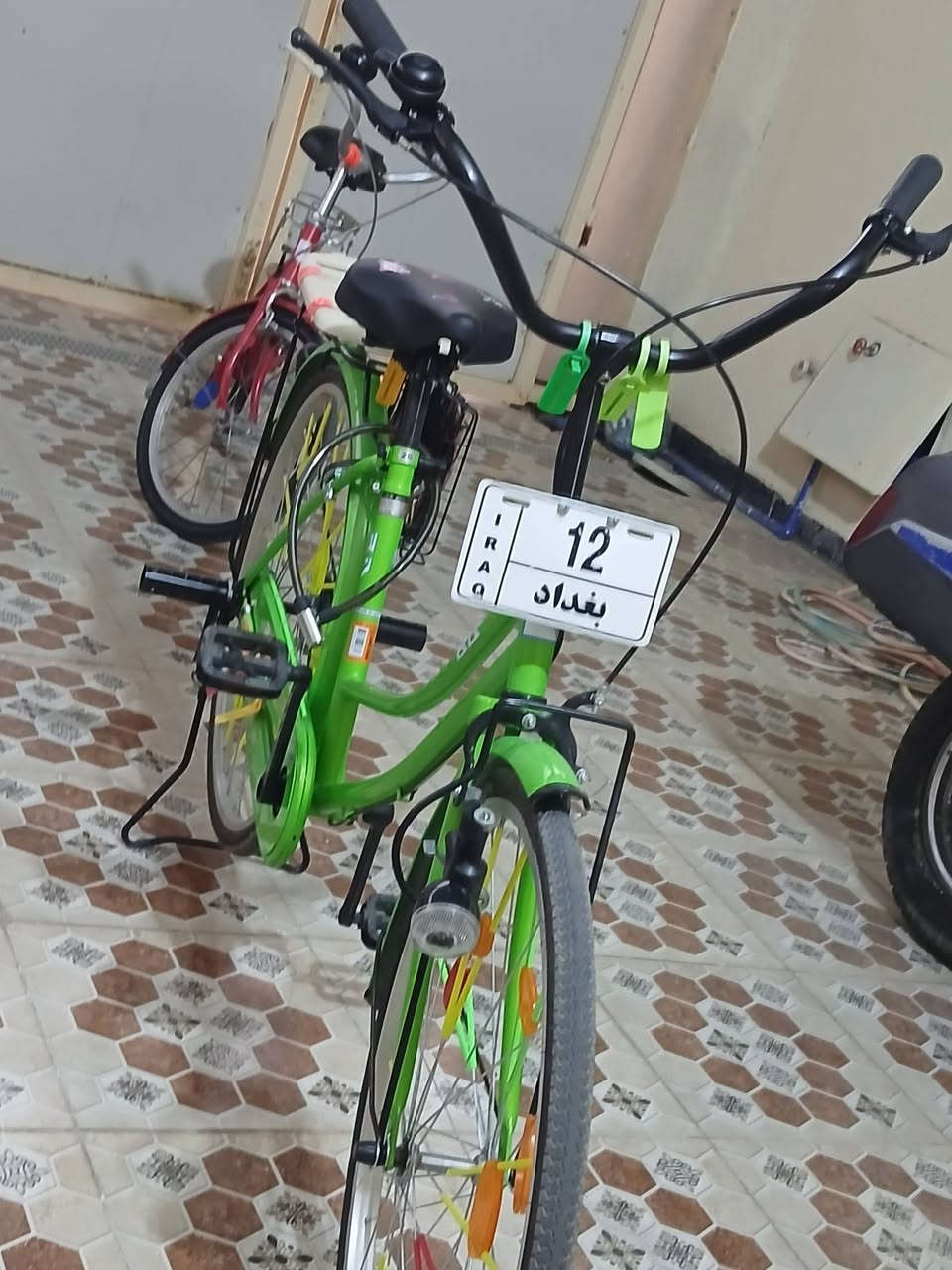 بايسكل للبيع بايسكل حاوية مجمبز يخبل كامل هو شغلاتة ما مفكوك بريك دسك تسعين صفارة قبل شهر مشترية سعرة 200 قفل كلش ما ينزل الرقم ***********
