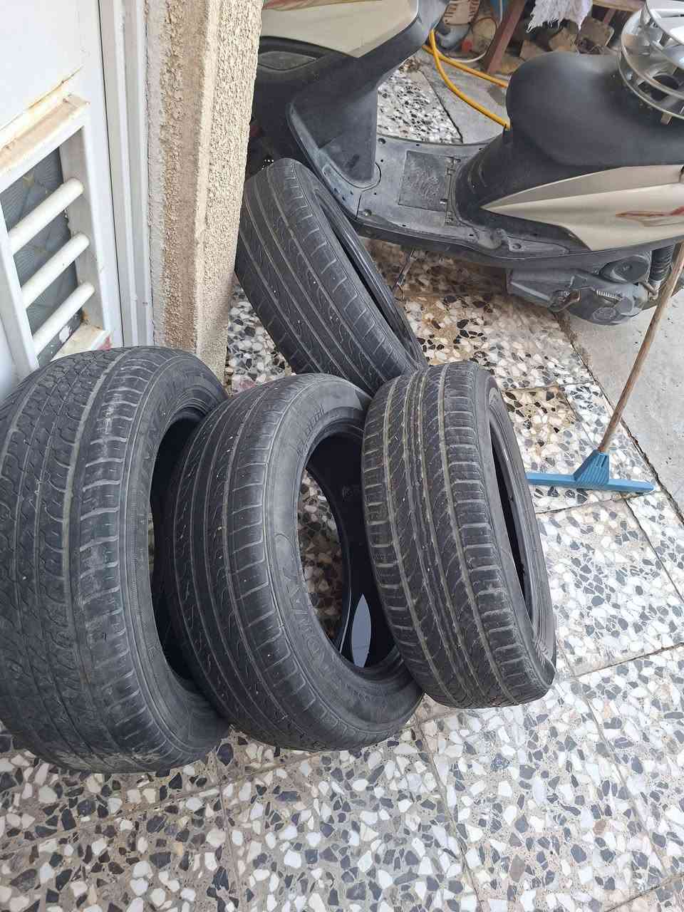 السلام عليكم تخم تاير للبيع حجم
205/60/16  السعر ٦٠ الف مكاني بغداد الزعفرانيه ***********
