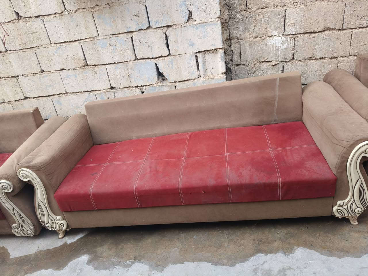 ٥مقاعد • كنب • استعمال بسيط