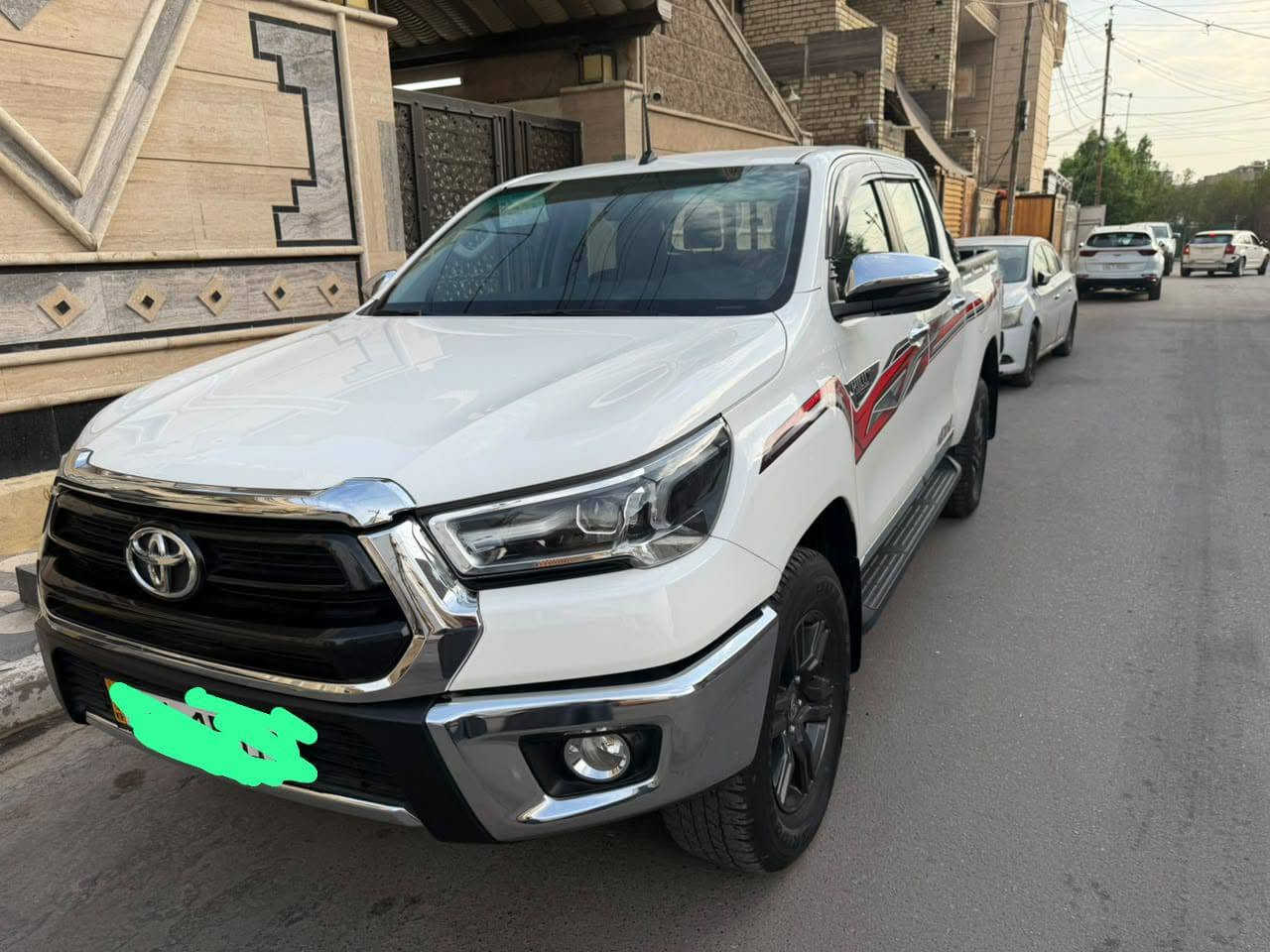 هايلوكس • مكينة ٢٧٠٠ • مشي ٣١ الف