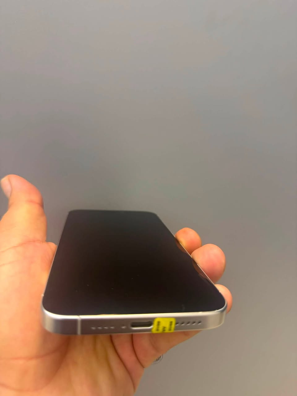 📱 iPhone 15 Pro Max

✨ 256GB
📲 شريحتين SIM
🔋 نسبة البطارية: 80%
✅ نظيف وبدون تبديل أو تصليح
🛡️ ضمان 10 أيام

💰 لمعرفة السعر، تواصلوا معنا 📱

📞 ***********

📍 السليمانية – شارع مولوي
📍 سربردكة، سوق بهشت
🏪 معرض باوان

🚖 متوفر لدينا خدمة التوصيل
