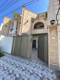 دار للبيع 🏡  المكان / قادسيه حي الشهداء شارع 30م ع حديقه  امام الدار ح...
