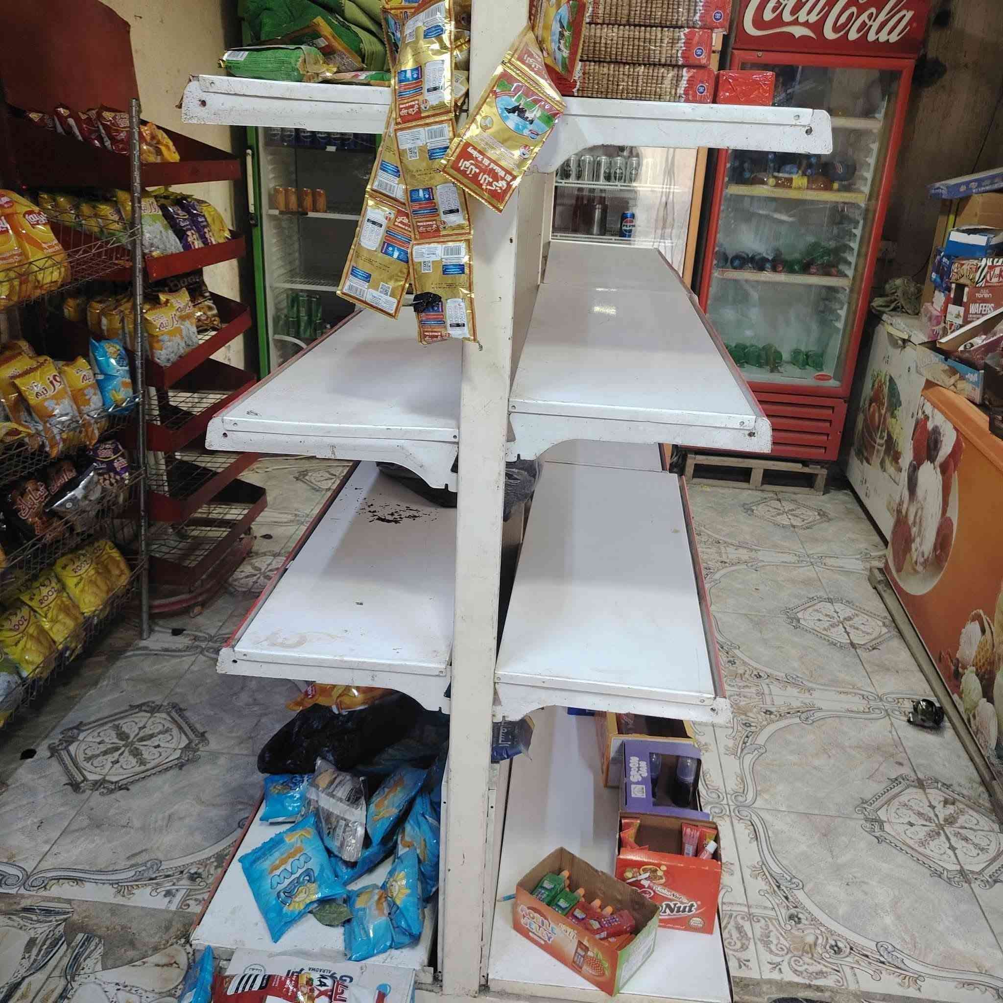 عارضات 4 لبيع شرط فحص
مكفولات من صيانه وفتح
+ رف وسطي 
لاستفسار واتساب ***********
او اتصال ***********
سده الهنديه

