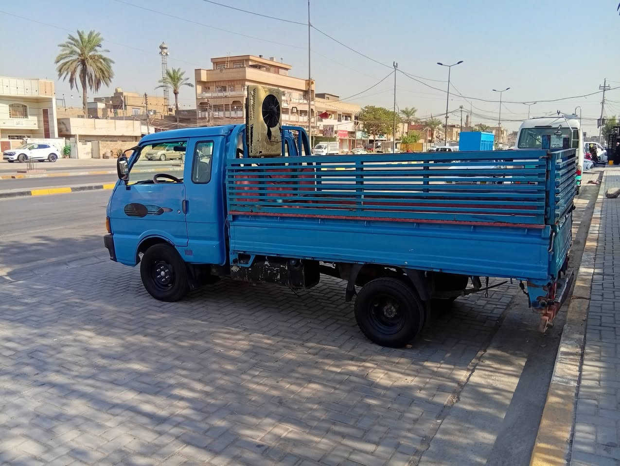 سلام عليكم
من رخصة الأدمن المحترم 
كيه بنكو للبيع 
موديل 94
مجفته جديد 
تخم تاير جديد 
باتري جديد 
سياره مابيه اي نقص 
سعره 50
رقم بابل شرط  التحويل رقم جديد
مكانه البياع 
***********
