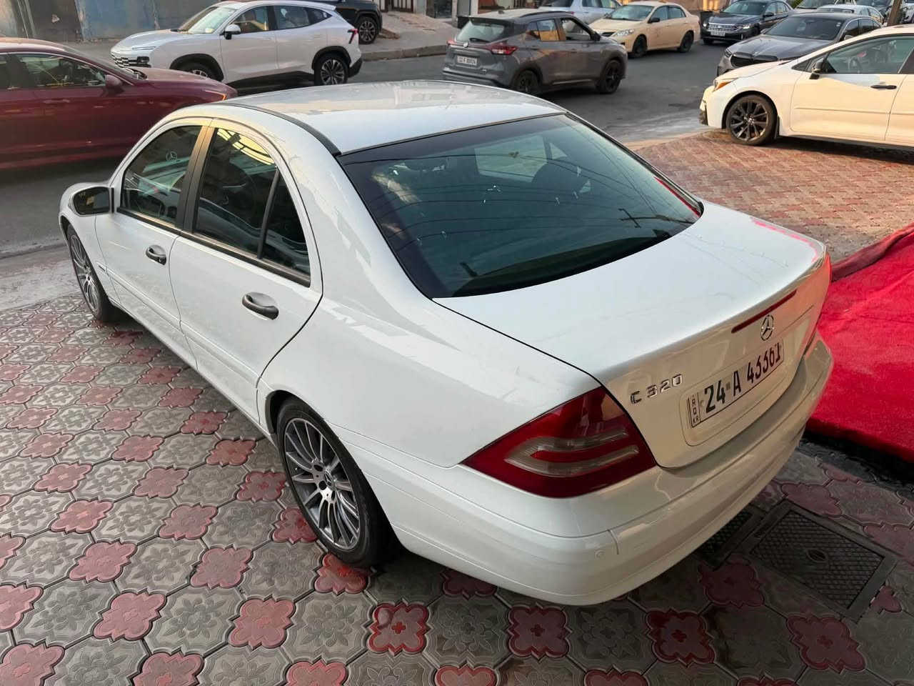 مێرسـيديس سي كلاس موديل ٢٠٠٠فول مواصفات بس سلايد نيه بشرتي هه موو شتيك ديفروشم ٣بارجه صبوغه بي دعم و ليدران بشرتي كيرو مكينه و تبريد و بناو كردن سياره كي زور جوان و بي مسروفه سعري ٦٥ وەرەقـە و مجالەکی کەم
………….
*********** أربيل, العراق
