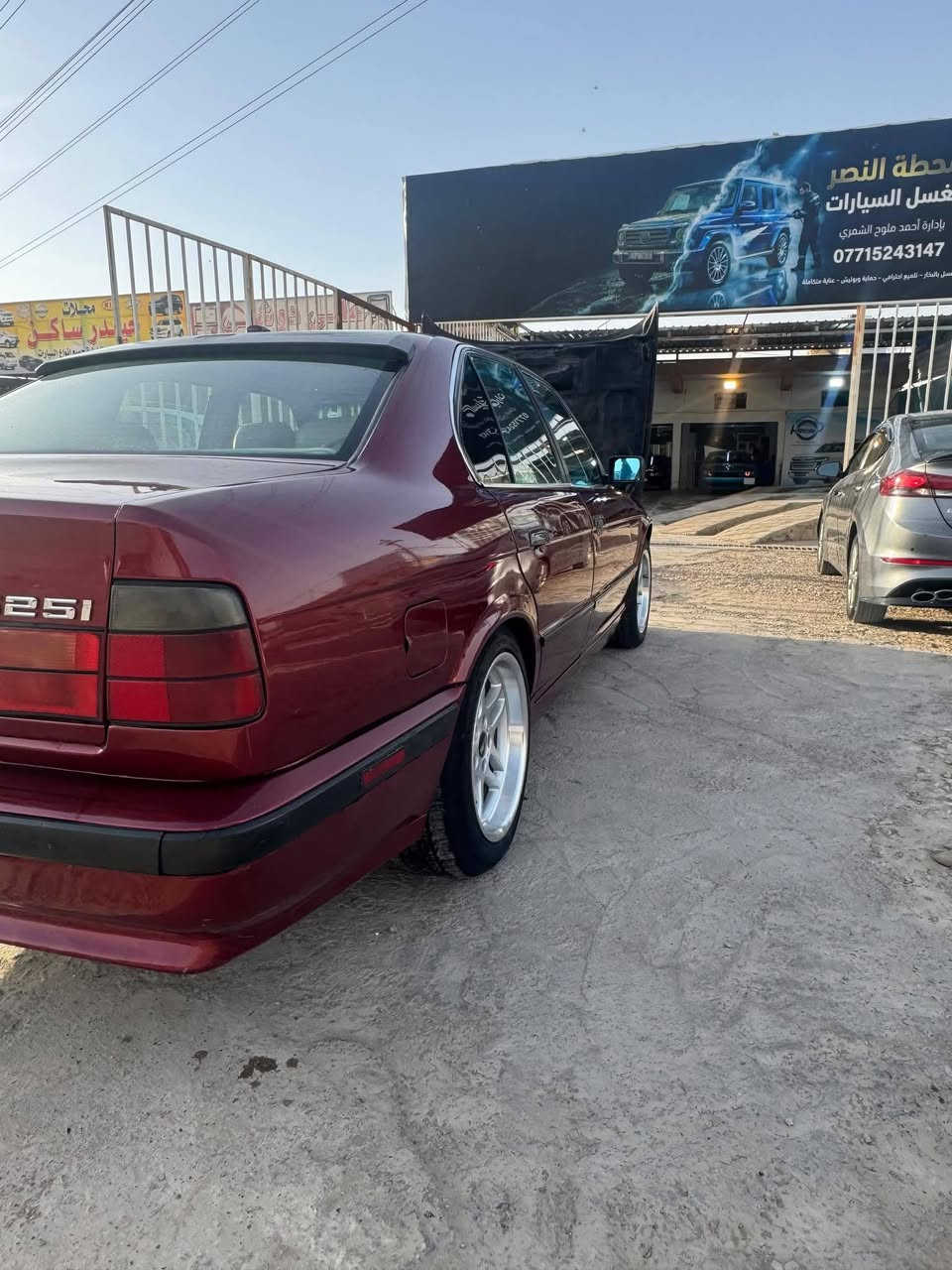 السلام عليكم
BMW 

لون ماروني كرزي 🍒 

وجه دخاني حاويه 🦾

بجم عريض دعاميات M

رقم دولي الجديد تحويل مباشر

محرك مسكر عدل 🏮 كير اوتماتيك 

#مديل  93  #اربيل  

هزة 2027/8

سنوية جديده 203‪0/11/30

كشنات جلد جديد 

كهربائيات وضفيره جديد حاوية. 

تخم تاير جديد وكالة الأصلي 

ويل M  ام حاوية جديد 🆕 

ريمونت تقفيل 🔒 

كير مكينه جديد بدون مراوح وشلعه

ارفلو حاوية

أناره و كهرباء ⚡️ كله شغال

تبريد جاهز 🧊 

#مكفوله من الحادث مصبوغه #جماليه

 حداديه امامي خلفي جديد

اكسل جديد سياره خير من الله 

السعر 53 وبيها مجال بسيط 

مكاني واسط العزيزية 

اتصال ☎️  077‪24909071 / 078‪06233633
