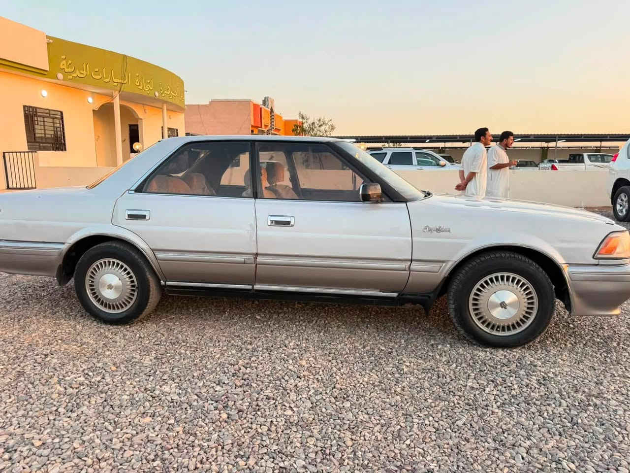 🔥 للبيع كراون هارتوب موديل 1991 🔥

🚘 رقم فحص صلاح الدين
📑 كامل كمرك وضبارة صافية حتى من الغرامات
✍️ الشرعي يبصملك أثناء التحويل
❄️ تبريد ثلج
🔧 سيارة جديدة جداً ومكفولة
⚙️ كير ومحرك بحالة ممتازة
🛞 تايرات جدد
🔩 صدر جديد
✅ السيارة جاهزة تماماً ترايها للبصرة

كراون هارتوب بهالحالة نادرة جداً
السيارة جاهزة للاستعمال وما تحتاج صرف
السعر 40 وبيها مجال 
ويرهم مراوس حسب القناعة
📞 للأستفسار التواصل خاص
او عبر رقم الهاتف 
***********
