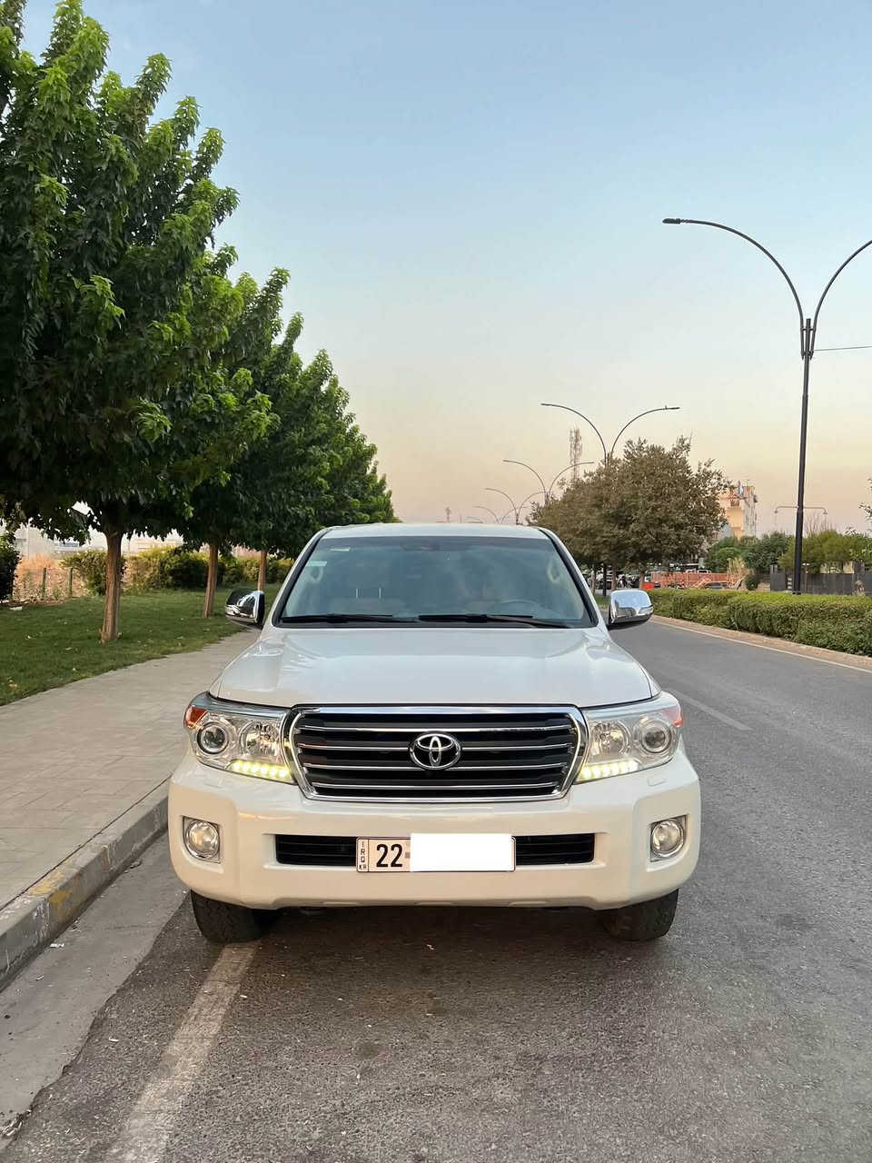 تويوتا لاندكروزر GX 2013
سلاجه
لايت بخاخ
بسمه
تبريد مركزي
گيرعادى 
له٢٠١٣ له كنه خؤمه يه ك ده سته 
مكينه 6 بستن
رويشتن215 هه زارعقيقى رؤشتوه 
بى سبوخه
رقم ***********
