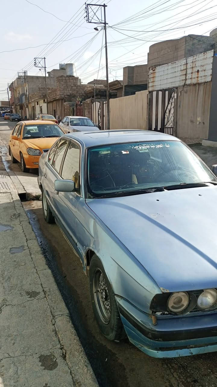 بي ام 525 • قير اوتوماتيك • الموصل ايسر