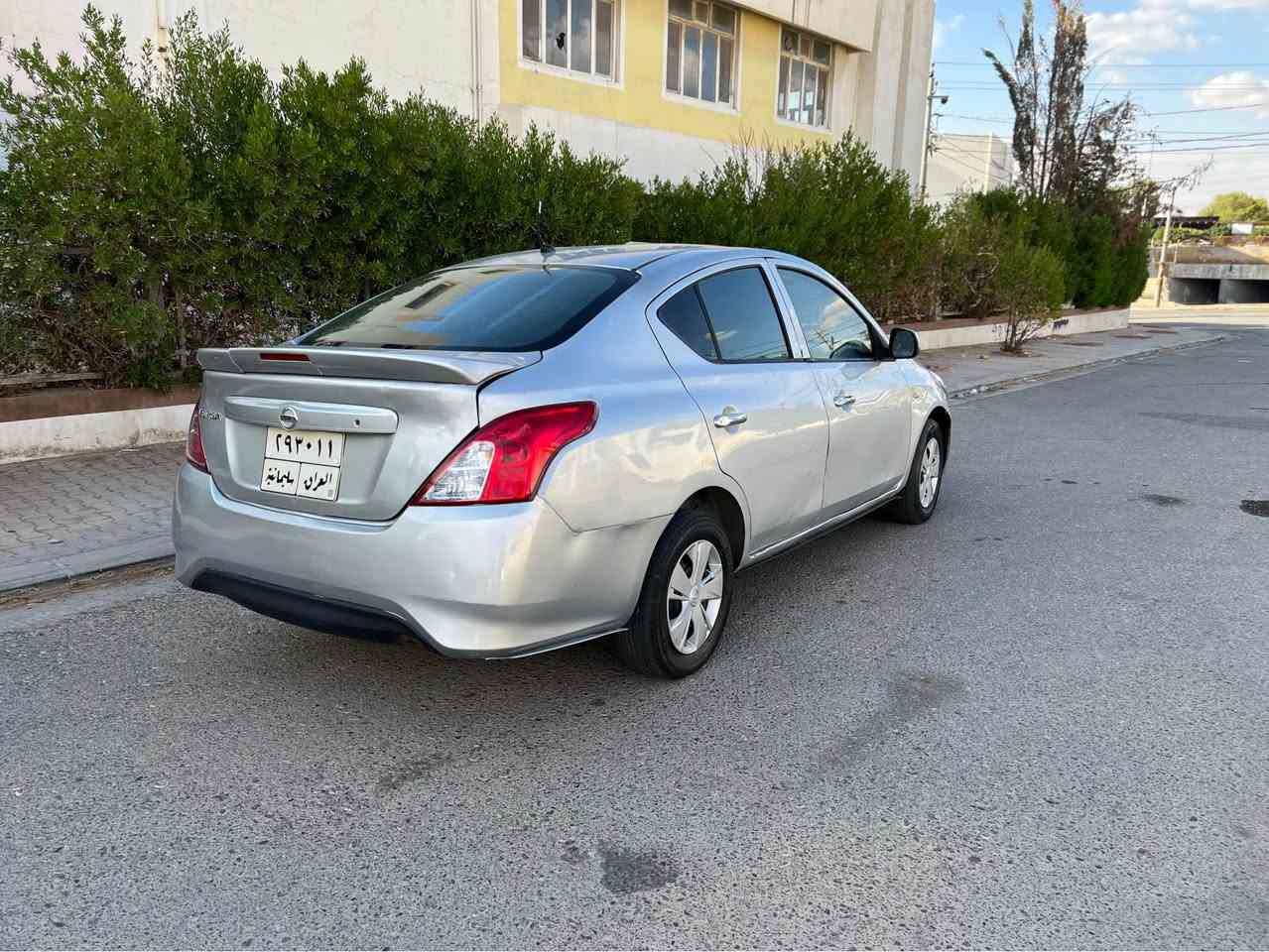 نیسان فیرسا شکل لاکشمیبای مۆدیل 2018 svکیرتۆماتیک تحدید سورعە فۆلیوم شاشەوکامیرا جوارجام کارەبا abs سیارەکی جوان و جاهیز
کیرمکینە تحویل بڕانەوە بەشەرت
سعربلاش 6٧ورەقە مجالیکی کەم
رقم مۆبایل *********** أربيل, العراق
