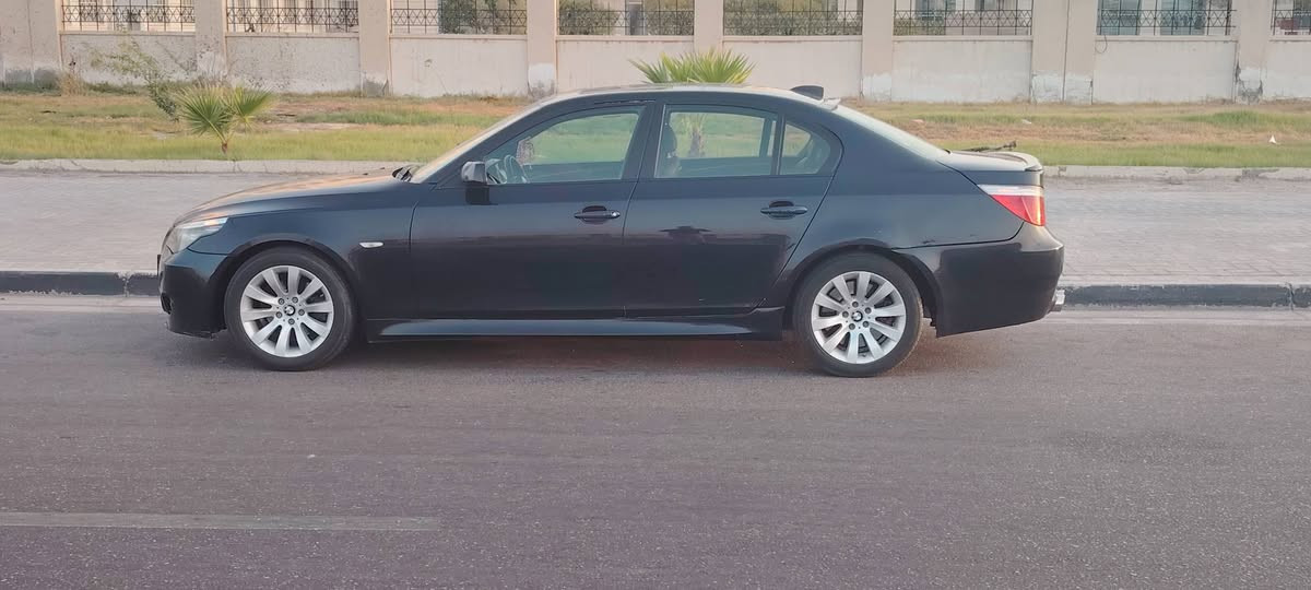 مكفوله للبيع باسمي ٢٠٠٨  سعرها ١٢٠ وبيها مجال مستعجل على البيع لحد يكسر بحلال الناس جزاكم الله خيرا ***********
