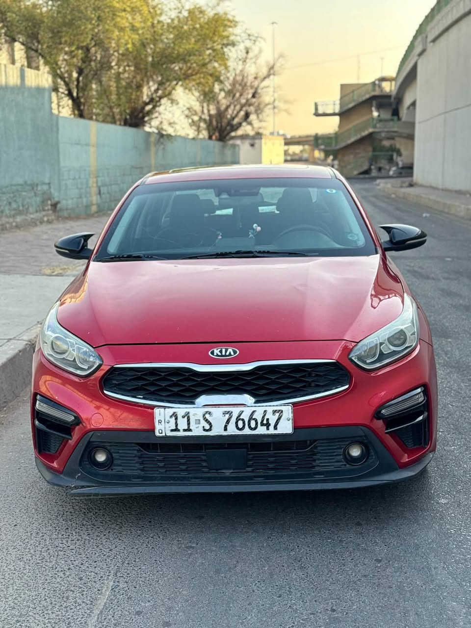 السلام عليكم كيا فورتي 2020 Ex واريد كندي فول مواصفات
بيها قطعة وحده صبغ بس البنيد 
ماشية 78km
گيرها محور At 
السعر129 وبيها مجال 
***********
