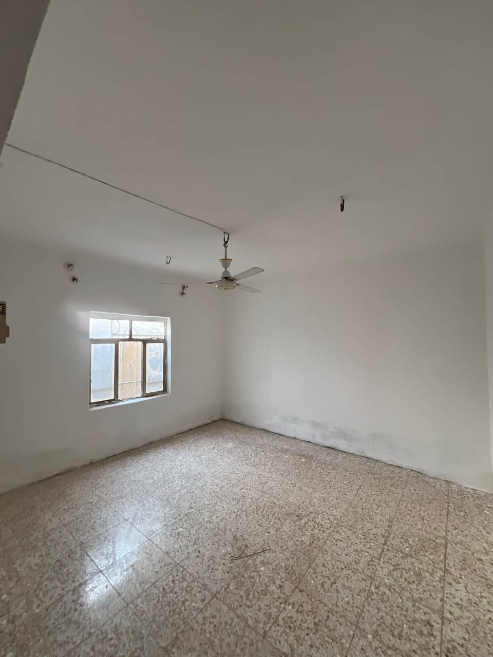 حي المهندسين • مقابل الجامع • جديد ونظيف