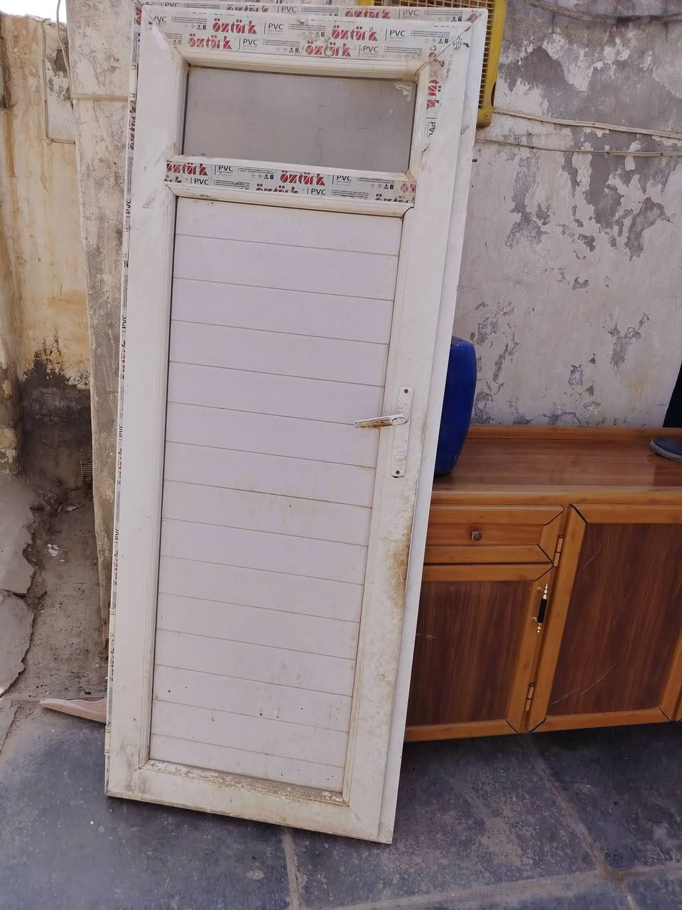 باب نضيف • عرض ٨٠سم • طول ٢م