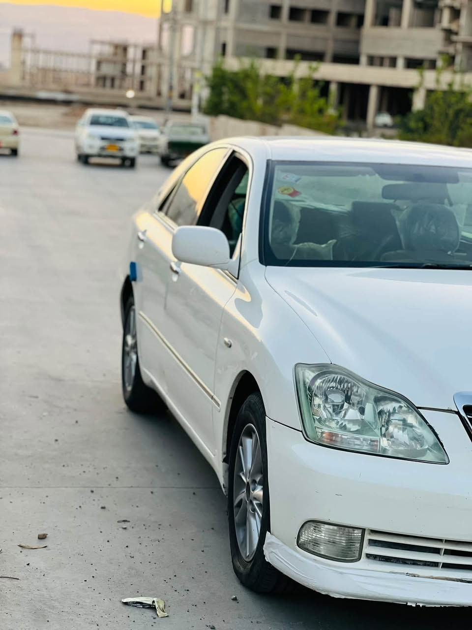 بؤ فرؤشتن و گؤرينه وه براوه براوه 182 گه وره به گه وره بيه دوكه ل بيه ده عمو ليدراوي به شه رتي كئرو مه كينه 2 دوگمه 4 تايي لوكي له ژيره ماله كه دياره كودي هه يه زور زور مه زبوته بيه ته قه و ره قه سعري 45 و معامه له شوين سليماني *********** ده ستت خوش ئه دمين
