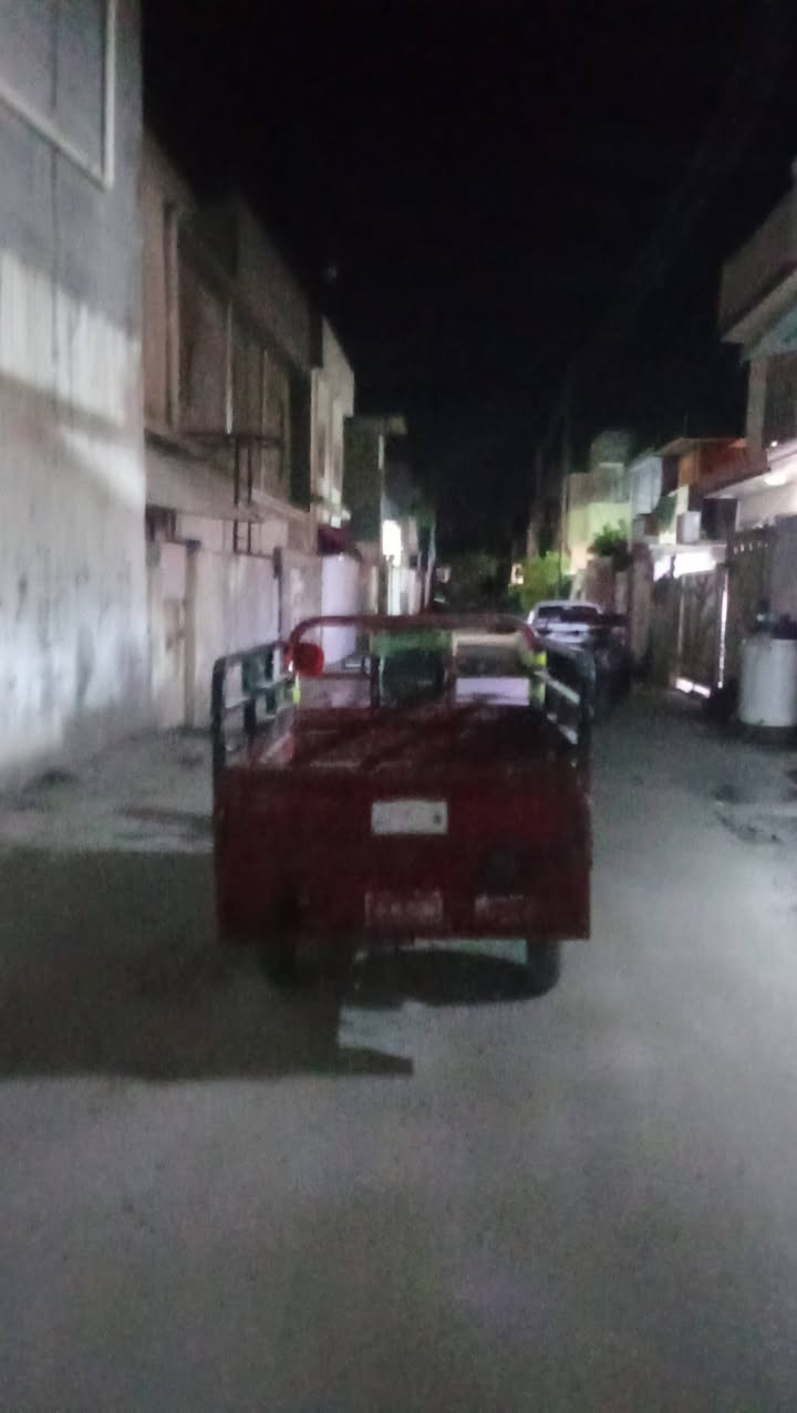 ستوته شحن للبيع عدد البطاريات خمسه السعر 650 وبيها مجال الاتصال على رقم ***********
