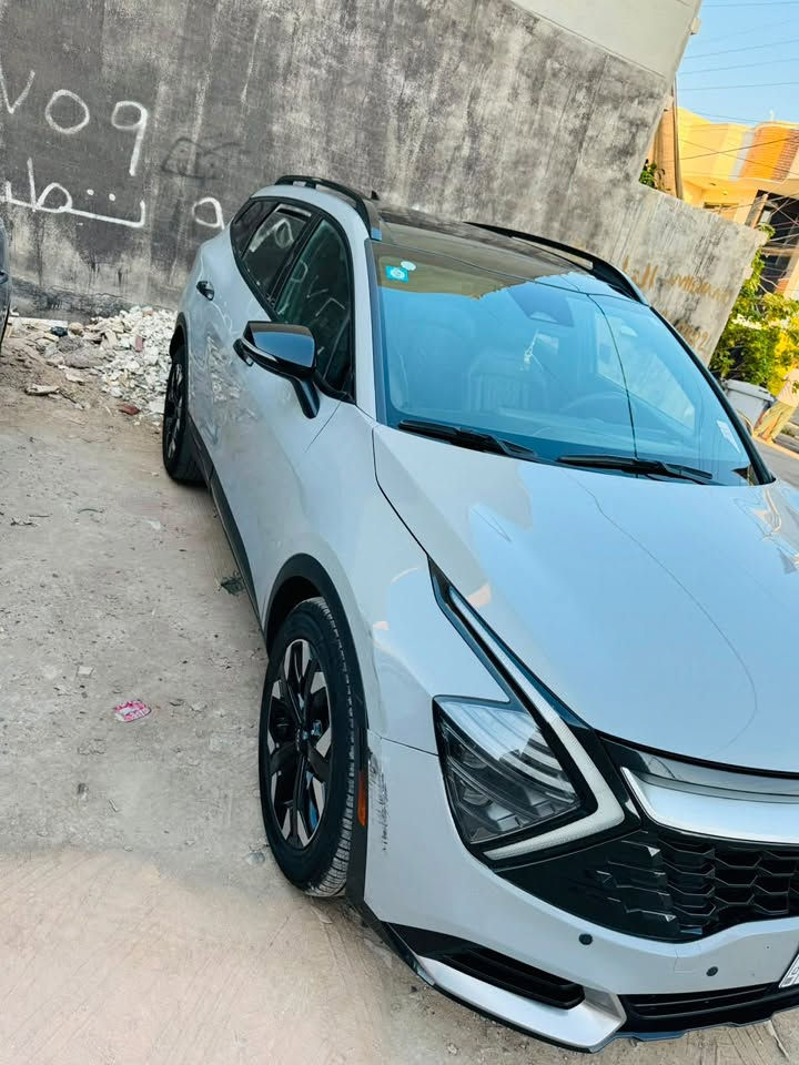 السلام عليكم
سبورتج موديل ٢٠٢٤ وارد امريكي سمنتي نوع اكس لاين ماشية ٧٠ الف كيلو متر ضربتها خفيفه بدون ايرباك جاملغ يسره ونفسة مصلح ومصبوغ وخشم البنيد اليسرة نفسه مصلح بدون تبديل 

السيارة مابيها اي نقص للبيع او مراوس باقل سعرها ٢٠٥ ورقة وبيها مجال للشراي 

مكانها بغداد الكرخ

للاستفسار الاتصال على الرقم الاتي 

***********
