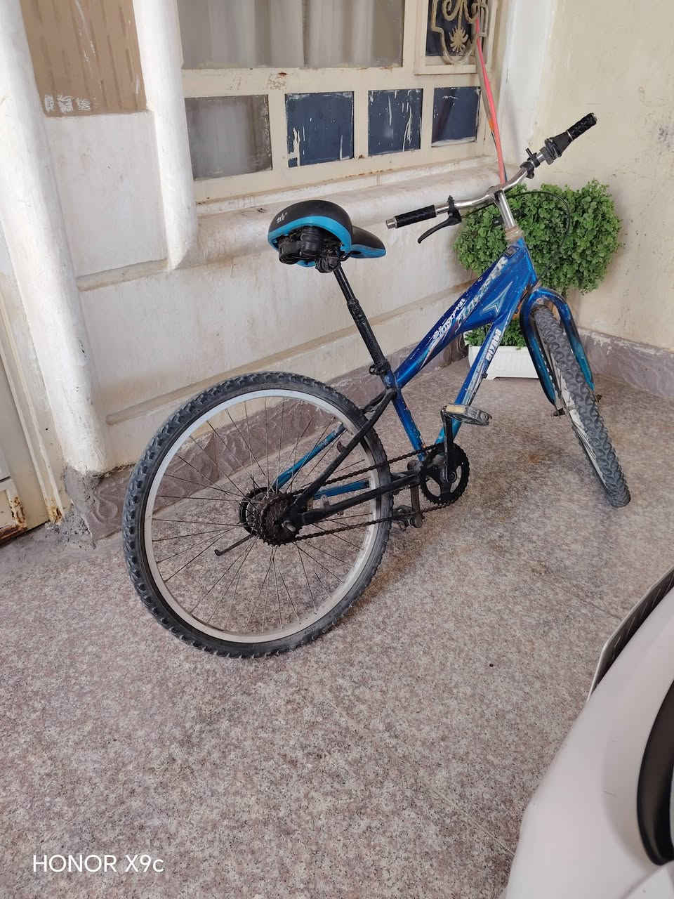 بايسكل جبلي حجم ٢٤مكان ناصريه سعر ٢٠
وبي مجال للاستفسار ***********
