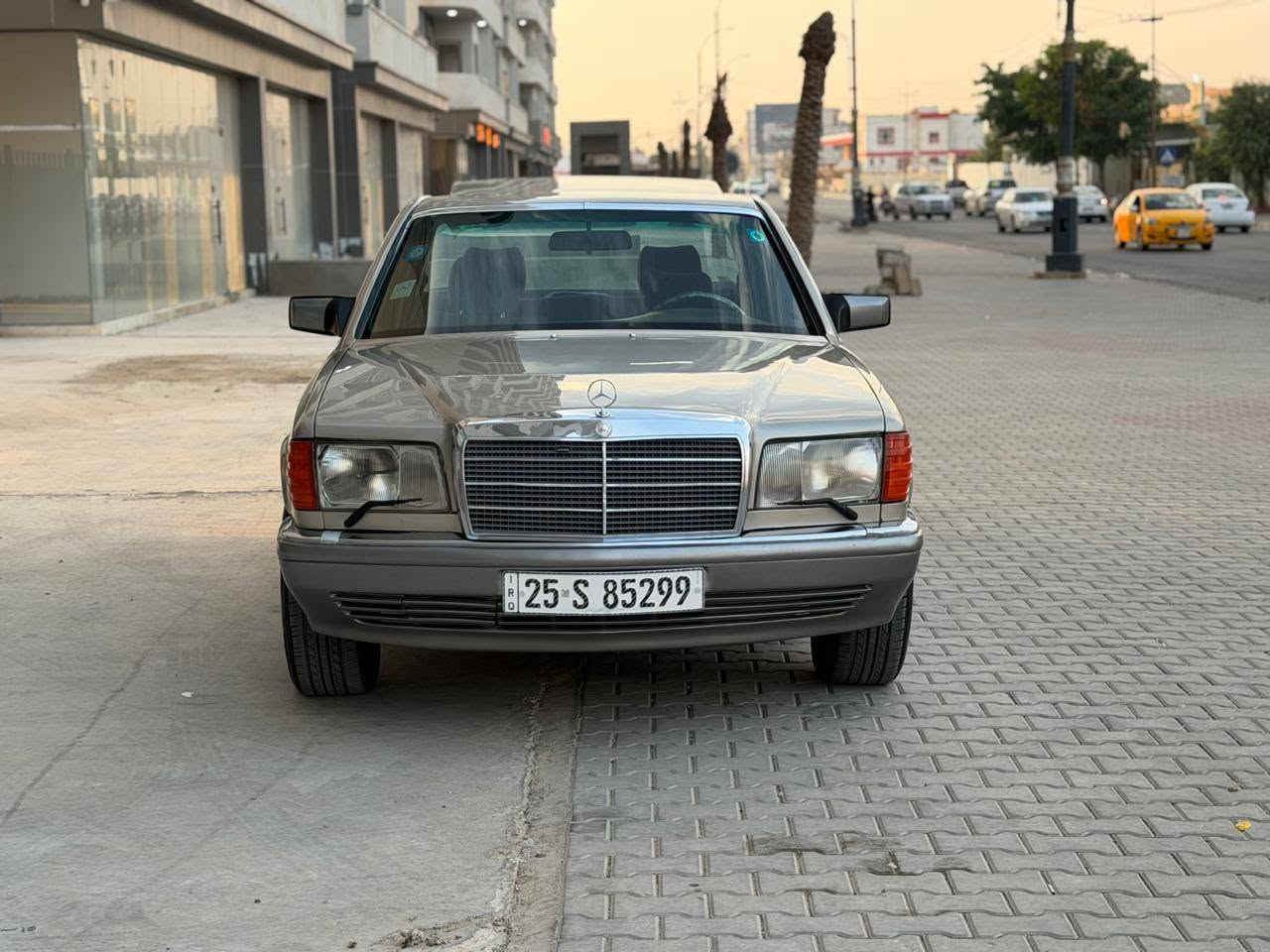 مارسيدس جامبو حجم 560 محرك 8 سلندر تبريد ثلج  موديل 1990 ABS تنته طكتين  كشنات كهربائي  جامات كهربائي  سنتر لوك صبغ للجماليه بدون ضرر قواعد دبلات سلايمه رقم كركوك مشروع وطني سنويه هزه لحد 2029 جديد بسمي شرط تحويل وكاله سياره جاهزه سعر 73 بي مجال  *********** مكاني كركوك
