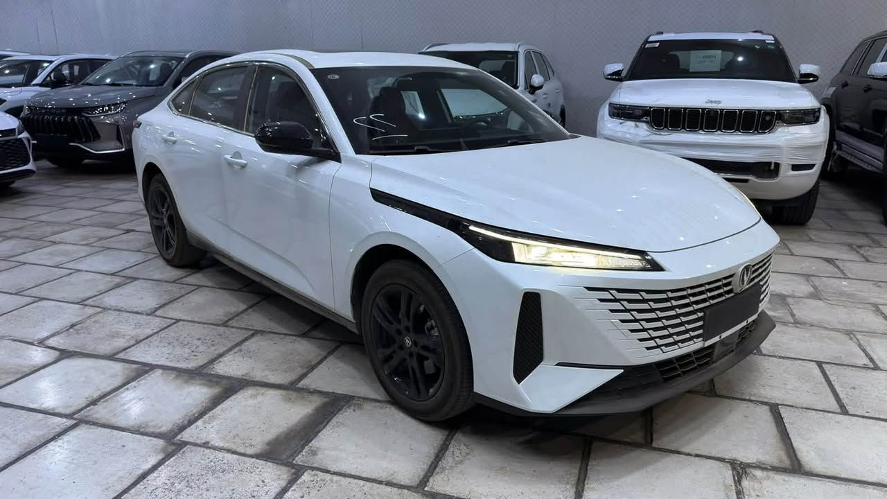 🚘 شانجان إيدو بلس | Eado Plus
⚡ Plug-in Hybrid | موديل 2026

✨ اقتصادية • عصرية • مواصفات مميزة

🔹 محرك بنزين 1500cc + Plug-in Hybrid
🔹 مدى كهربائي يصل إلى 145 كم 🔋
🔹 إمكانية القيادة على الطاقة الكهربائية وتقليل الاعتماد على البنزين
🔹 دعم الشحن السريع والبطيء
🔹 فتحة سقف 🌤️
🔹 گير تعليق
🔹 كرسي سائق كهربائي
🔹 مقاعد جلد فاخرة
🔹 كاميرا دوّارة 📷
🔹 مثبت سرعة
🔹 Auto Hold
*********** ☎️☎️
