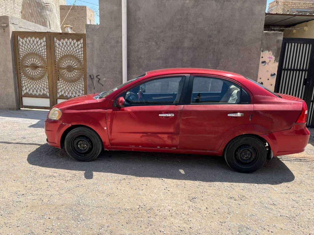 افيو وارد امريكي اوتماتيك مكينه حاويه شادها تقريبا قبل اربعة اشهر تبريدها منضومه جديده هاي الصيفيه سويتها وهسه عطل الكمبريسر يعني تبريد عاطل تدفئه شغاله كامره خلفيه مسجل بلاتوث  مكاني نجف  راعيها بلحله شرط المداور رقم انكليزي السعر 40 وبيها مجال مستعجل عل بيعتها رقم الهاتف ***********
