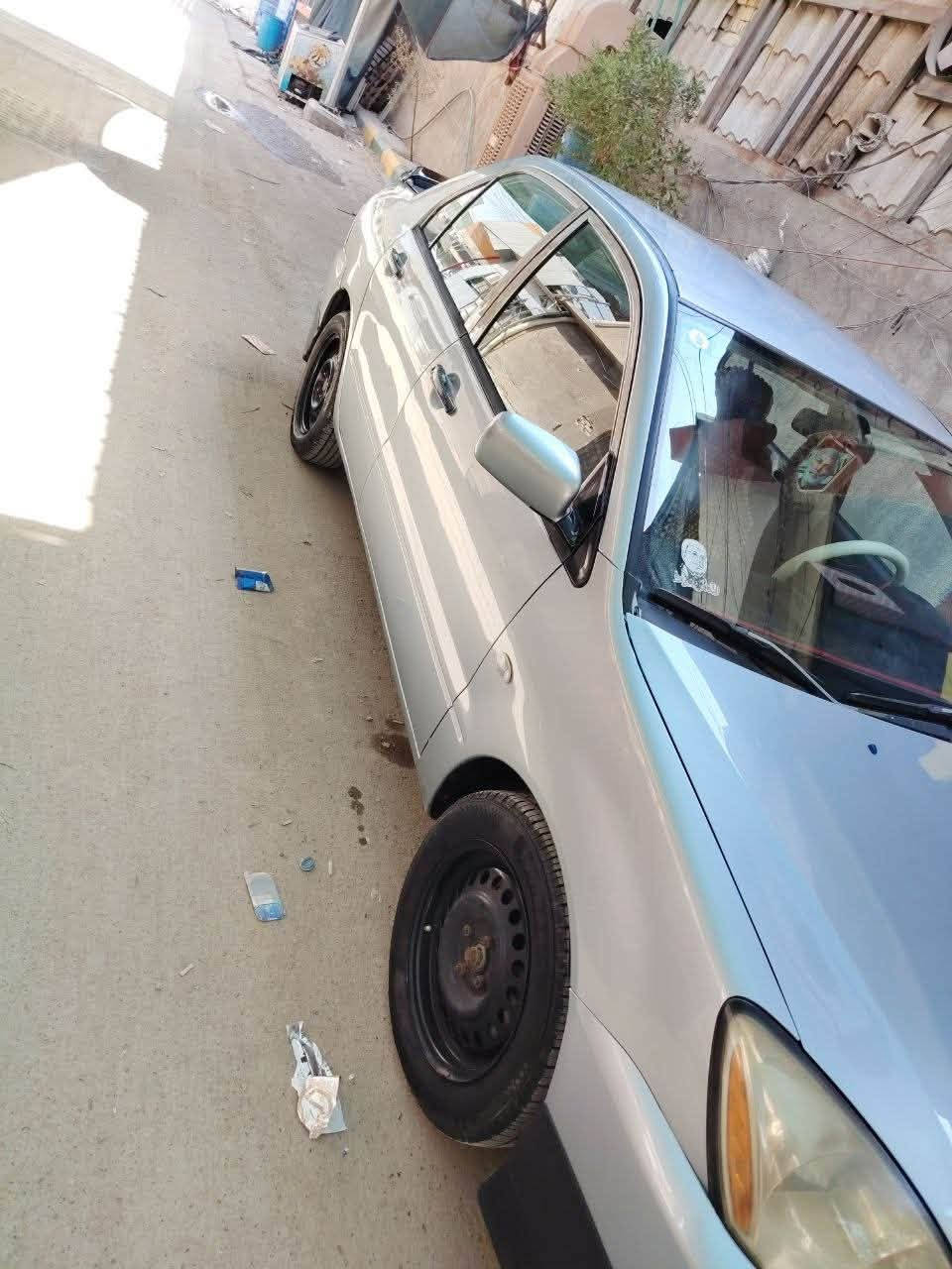 لانسر بومة 11 • نضيفة • زعفرانية