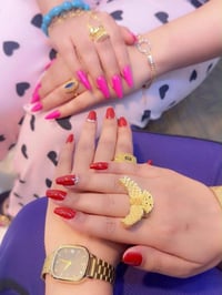 ✨ ورجعنالكم بعروض جديدة من صالون الماكيرة زوزة ✨ 💖 لأن أناقتج تبين من ...