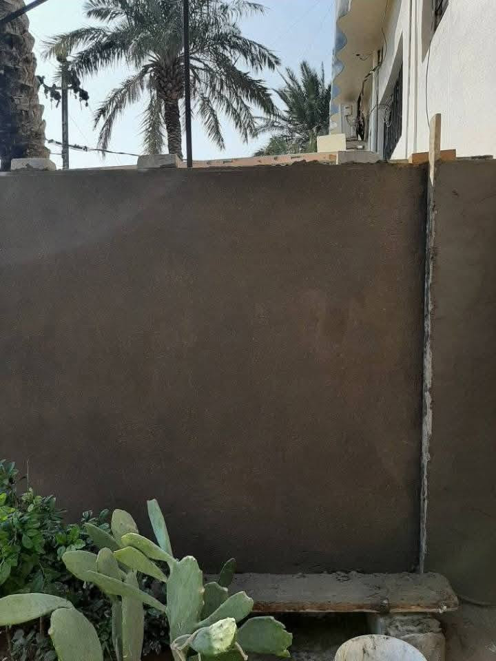 خلفه لباخ  سمنت  درجة أولى   ستائر جرارة سقل  مساطر بيتونه
تشميع البيت من الخارج   ترميم  تصليح  
       لبخ  بتلو     اشتغل بغداد فقط 
                       التواصل 
                *********** واتساب  تصليح بياض
         

يوجد كادر  في جميع مناطق بغداد 
          
نشتغل   تفليش   تكشير 
تنظيف   أنقاض   بيوت 
قلع   ارضيات  قلع شتايكر حفر 
إعادة ماستك   تنضيف   سطوح 
تزفيت   سطوح     واتساب    بغداد

نص مكتوب في الصور:
- عملي والحمد لله
