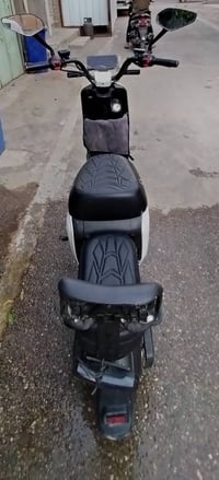 R9 • مستعمل • ابيض