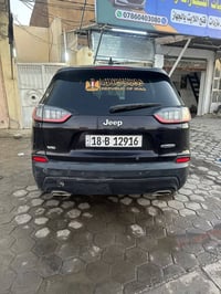 شيروكي ٢٠٢١ • حادث شجرة • نجف
