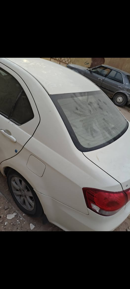 بسم الله كريت ويل صيني رقم بصره انكليزي مديل 2012 سياره نظيفه وشغاله بس كيرها امبوش دواخلها جدد حداده جديده شاشه كهربائيات كلها شغاله سعرها 17 قفل قفل مكاني بصره زبير *********** وبي وتساب همين

