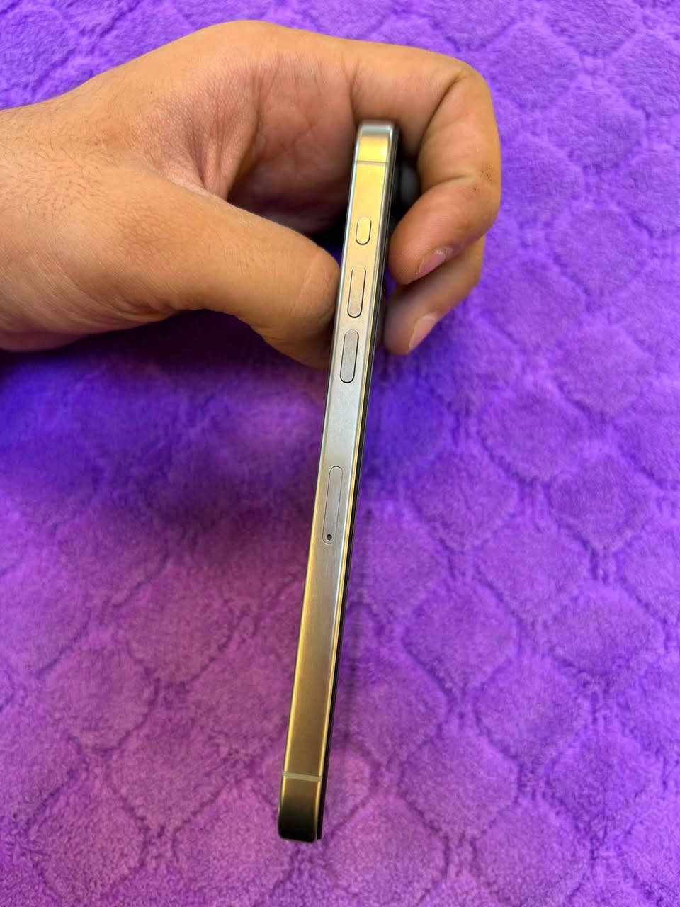 مبدل شاشه اصلي ✅
15 برو ماكس 
دبل سيمكارت
بطاريه /87
ذاكره/256
سعره /600
موقعي ابو غريب ***********
شاشه كلش حلوه 3خيارات اصلي
