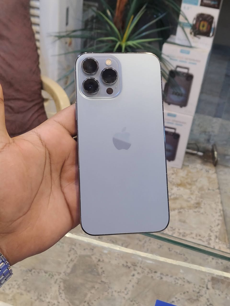 آيفون ١٣ برو ماكس • ٢٥٦ • نضافه ١٠٠