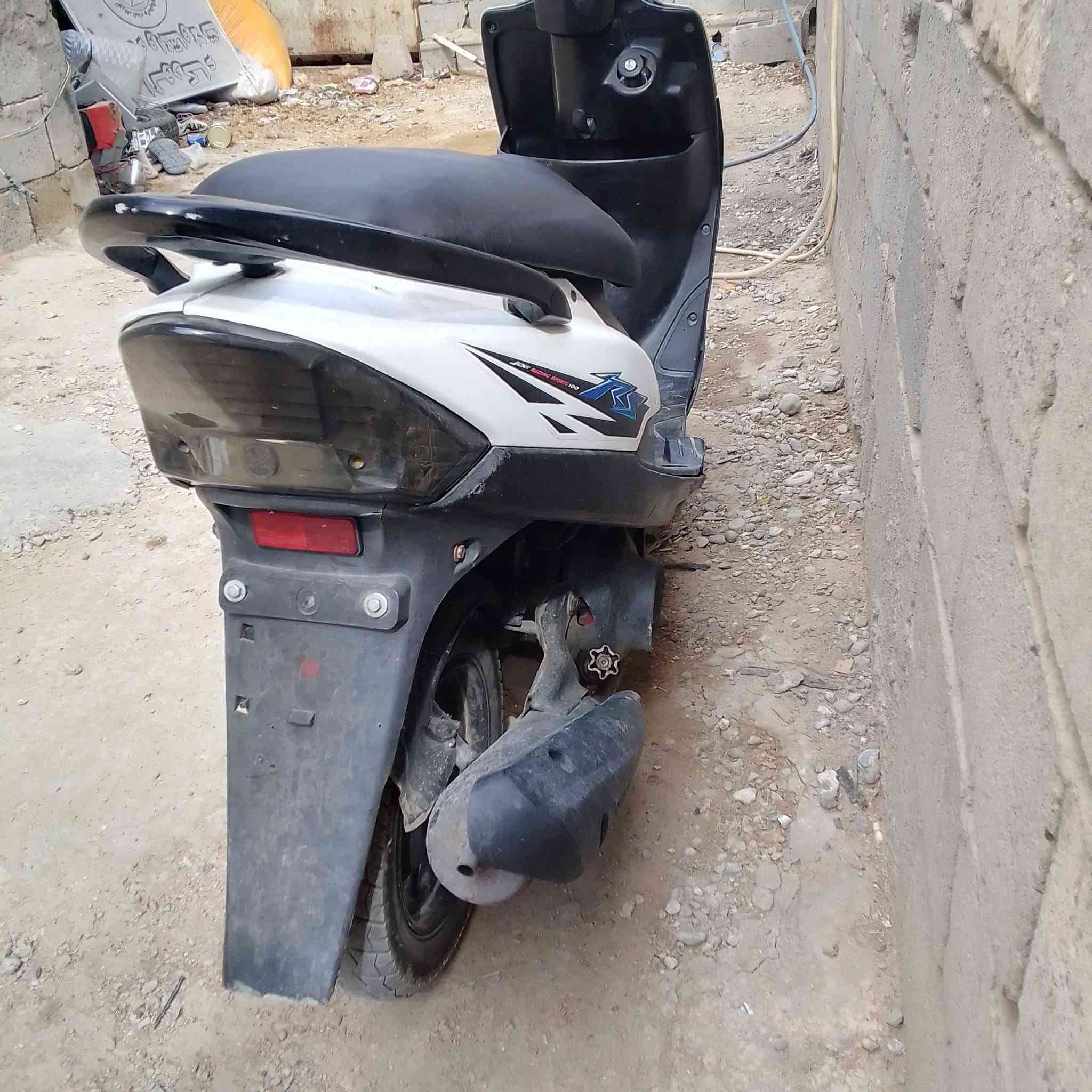 ماكس عدلة • نضيف • مجال قليل