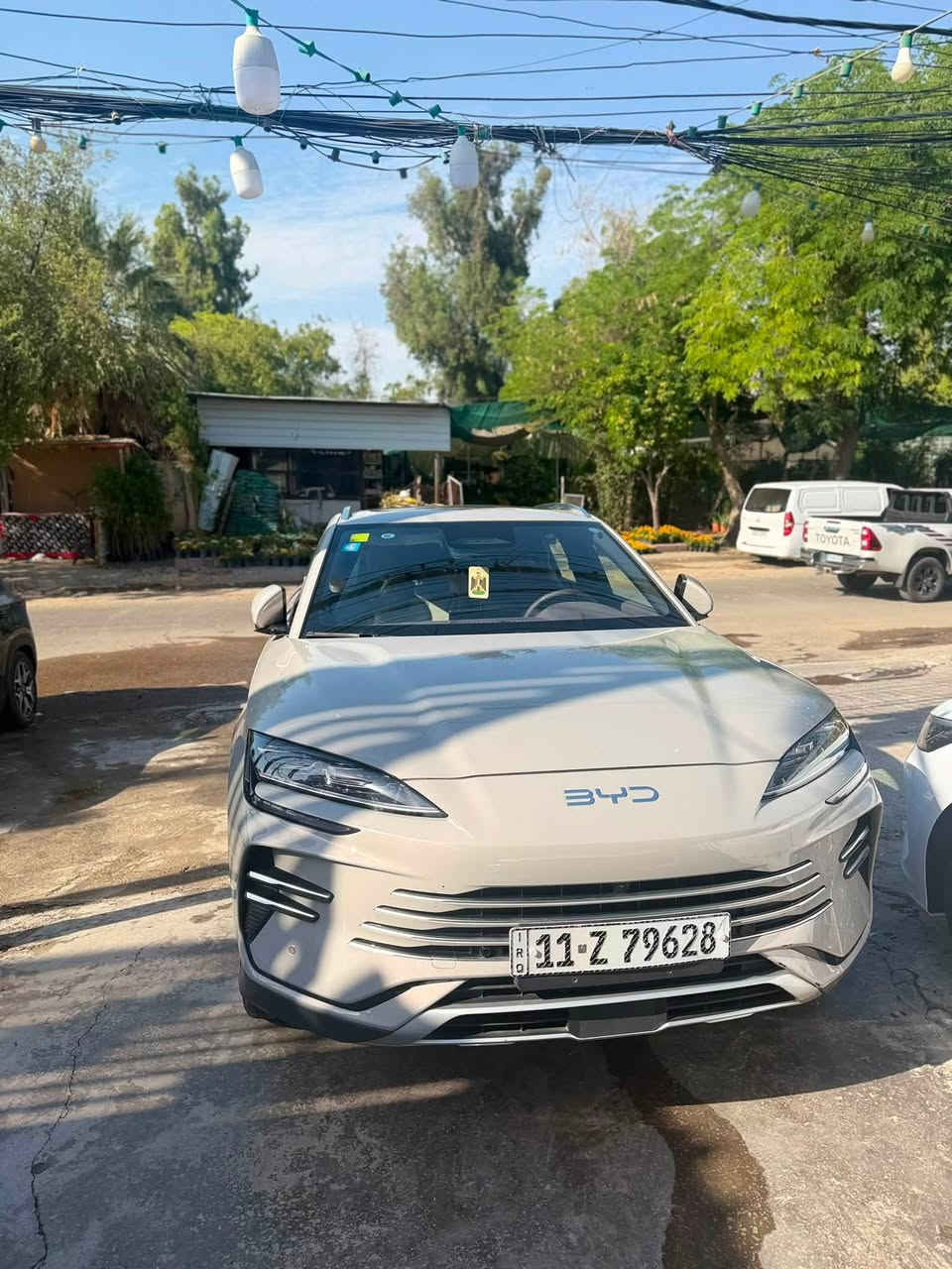 السلام عليكم
سونك بلاص بي واي دي للبيع 
السيارة مكفولة كفالة عامة 
فول مواصفات 
مواصفات البي واي دي معروفة 
فول فول
مكاني بغداد الكاضمية 
الرقم ***********
