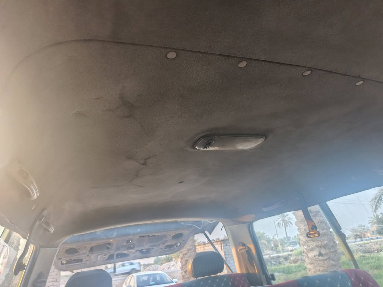 السلام كيه بريجو للبيع موديل ٩٦سنويه صاقطه صار شهرين سيارة بسمي مكينه خير من الله كير بي ونه قليله اكسن خير من الله مطلوبة مرور وهيئة الطلب حسب الاتفاق تخم تاير حداديه داخل جديد شاصي جهة العبري مصلح عوزها بور سترين سياره عوزها ترتيب سعر (٤٠) إذا غرامات وراي (٣٤) كلشي وره المشتري ***********
