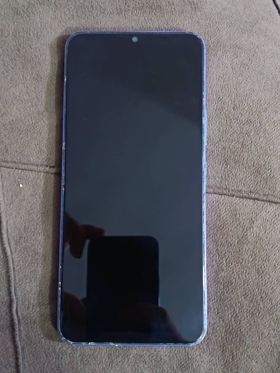 فيفو Y17s
لون بنفسجي
مبدل شاشه وكاله وكاله
والعدسه مال الكامره مشلوعه
ذاكره 128
بطاريه 5000
سعر 80 قفل
العنوان بابل شارع 30
للاتصال ***********
