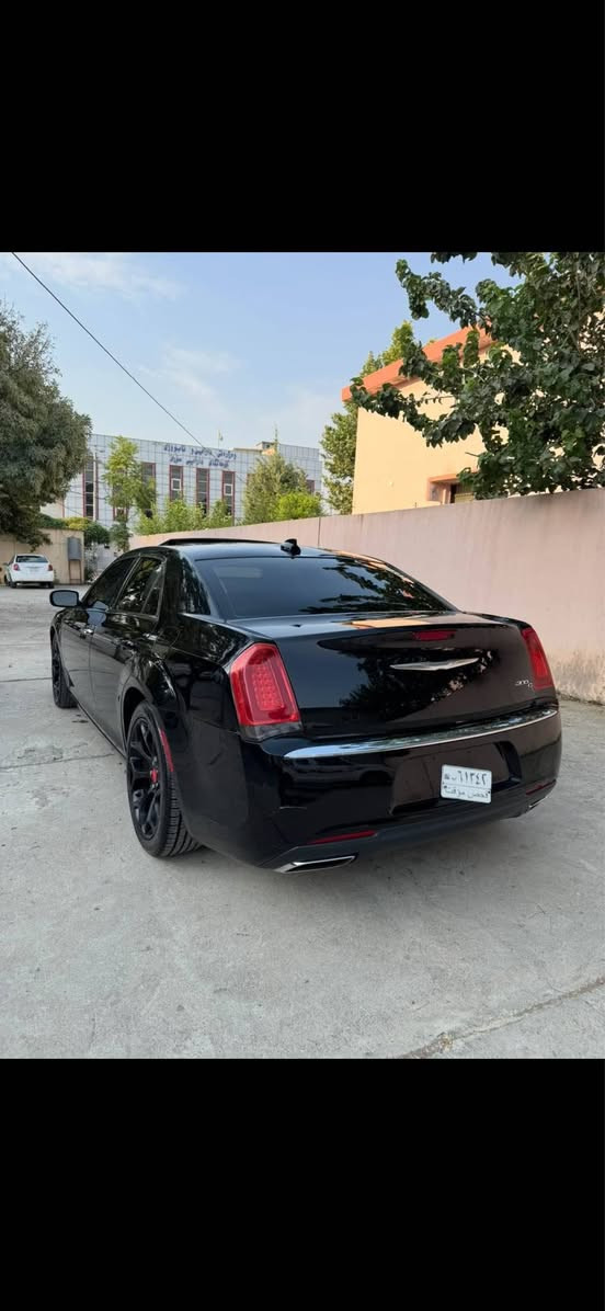 ؤباما موديل ٢٠٢٣ ساخ ساخ منافيست دووبه يه
سياره كه گيرو مه كينه و دارو به ردي به شرته
برخي بو برخي بشرته فول فول ماسه فاته
سعري١٢٢ وه رقه شته كي كه م مه جال تيدايه
***********
*********** مرغصور, أربيل
