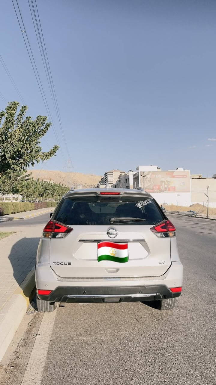 بسم الله الرحمن الرحيم
Nissan ROGUE 
مۆدیل 2019
ڕەساسی ناو ڕەش ٣ پارچە بۆیاخ 
نرخ/ $124 مەعامەلەیەکی کەم 
***********
واتساب 
سلێمانی..
