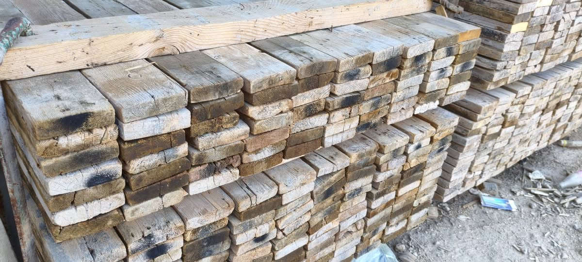 لوح طول 3 متر عدد 4 مكاعب ونص
سير طول 4 متر عدد مكعبين 4×4 للبيع مكاني حله للاستفسار ***********

***********
