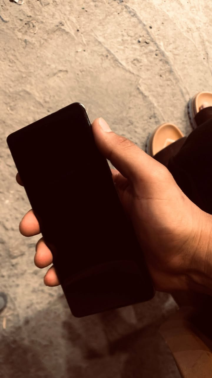السلام عليكم
جهاز هونر x9c استعمال قليل  ذاكره ٢٥٦ جهاز نضيف غراضه كامله مكان بغداد مدينه الصدر ***********
السعر ٣٠٠  وبي مجال قليل
