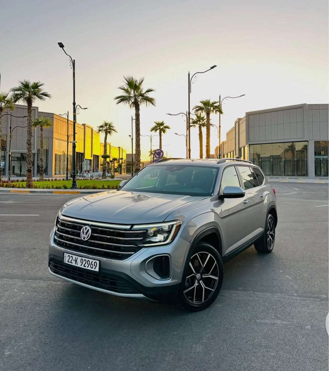 📱***********☎️***********📱
تفليش الاسعار و بسعر توسان و اقل اتحدى اذا اكو بنفس السعر و المواصفات و سبعة راكب و فول😨🔥

⚜️ Volkswagen Atlas Family SE 2024 ⚜️

للبيع فقط و سعر جداً مناسبة و جوة سوك شرط ما تلكى نفس سعر و نفس نضافة 💯

اخوان السيارة وارد امريكي بيها بوند و جملغ و صندوق صبغ شاصي  و لغود و بطانة بشرط فقط حوض بيها شوية ارباك كله سليم يعني ارباكات كلهم موجودة 😍💯

موديل : 2024 
ماشية : 30 الف ميل فقط 😍💯
محرك : 4 سلندر بانزين 20 تيربو 💯
لون : سلفر
رقم شاصي : 1V2HR2CA3RC548223

رقم السيارة : اربيل الجديدة
مكان السيارة : اربيل شارع ١٠٠  م📍
رقم موبايل و واتساب : 
***********📱
***********📱

‎سعر السيارة : 205$ 💰😨ورقه نهايته قفل ❌ ‼️ و اتحدى اذا اكو نفس موديل و مواصفات بهذا السعر تروح تجيك سوك كله اذا مو بسعر ٢٠٢١ لا ترضى 💯

مواصفات فول عدا الفتحى يعني كشنات تدفئة و ابريد و دبل اكسل و شغال و تشغيل عن بعد و شحن وايرليس و رادارات ٣٦٠ درجة و كشنات خزن و صدوق كهربائي و حساسات امامي و خلفية و بريك لمس و اوتو ستارت ستوب و تبريد و شاشة و تحكمات كله لمس و بيبان كله بصمة و لايتات ليد و دوارة ويا الستيرن و شفتات ستيرن و بردات خلفية و ٧ راكب و قيادة ذاتية و فول الفول عدا الفتحة 💯😁

فحص و هزة و سنوية و الرقم كله جديد تحويل او وكاله نفس الدقيقة 💯

صدر تخم تاير تبريد كهربائي و محرك و گير و شنو ببالك شكو ببالك كله كفالة  تراي مالته للتركيا 💯❤️
