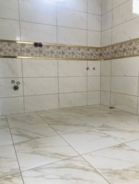 كادر سيراميك • متفرغ • سعر مناسب